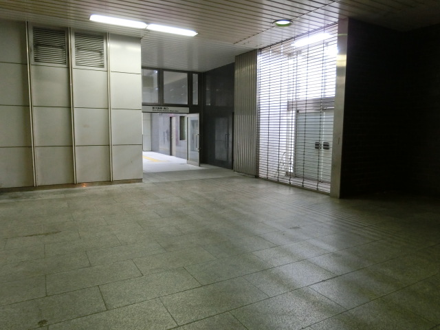 駅舎 (北口)