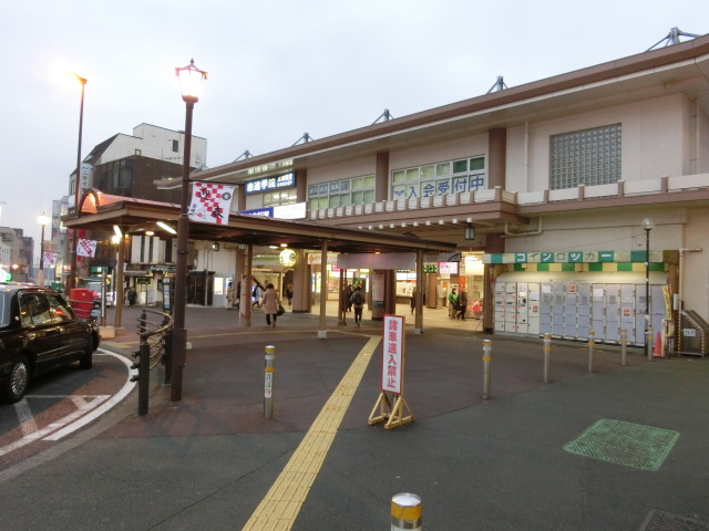 駅舎 (西口)
