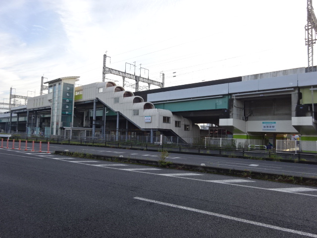 駅舎 (西口)