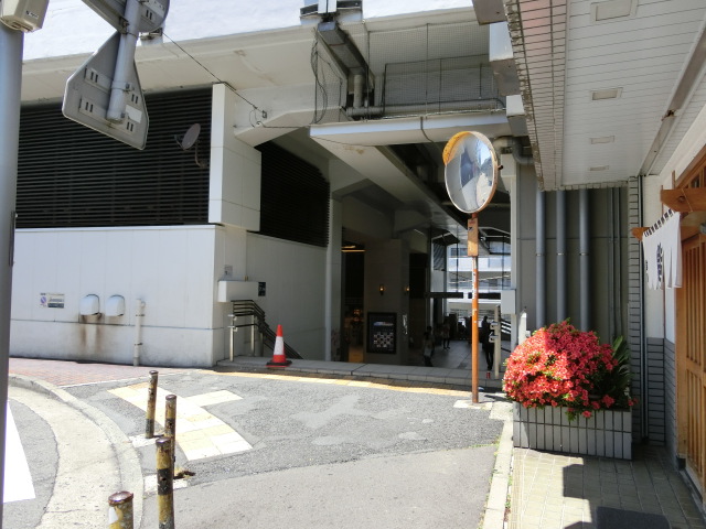 駅舎 (南口2)