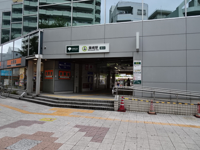 駅出入口 (北口)
