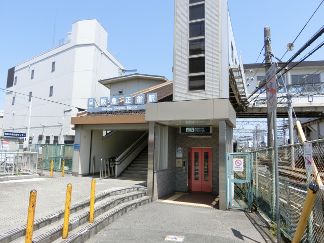 駅舎 (西口)