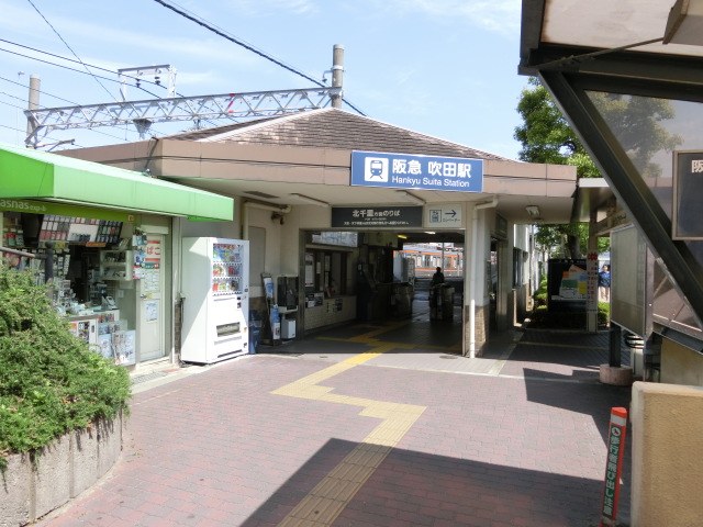 駅舎 (西口)