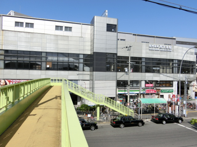 駅出入口1