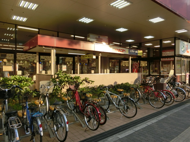 駅出入口9
