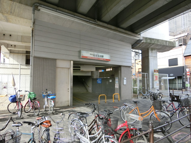 駅舎 (玉出口)