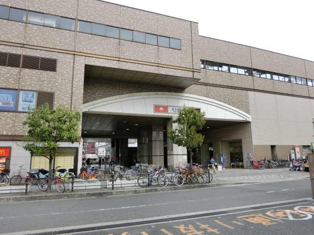 駅舎 (西口)
